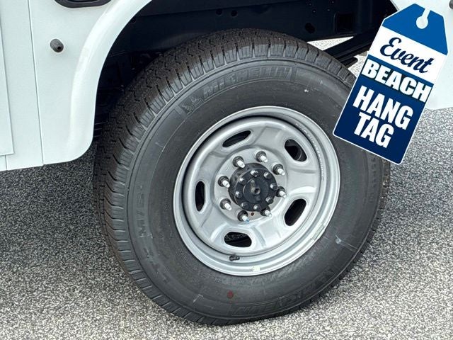 2026 Ford F-250SD XL Extended Cab Pickup Slide 12
