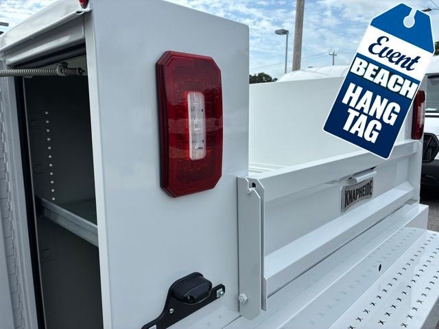 2026 Ford F-250SD XL Extended Cab Pickup Slide 14