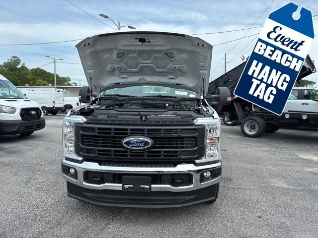 2026 Ford F-250SD XL Extended Cab Pickup Slide 21