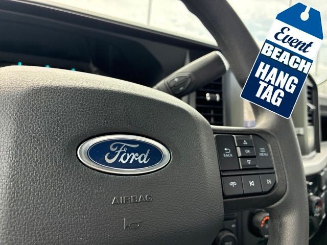 2026 Ford F-250SD XL Extended Cab Pickup Slide 29