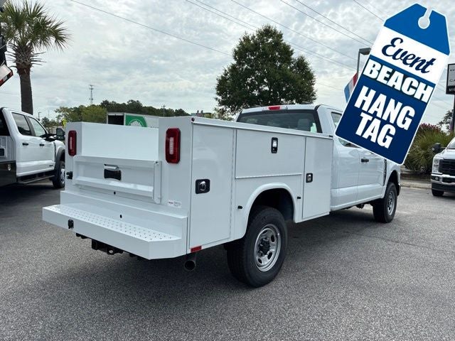 2026 Ford F-250SD XL Extended Cab Pickup Slide 1