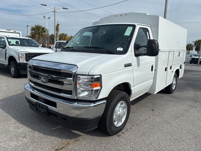 2026 Ford E-350SD BASE CUTAWAY Specialty Vehicle Slide 5
