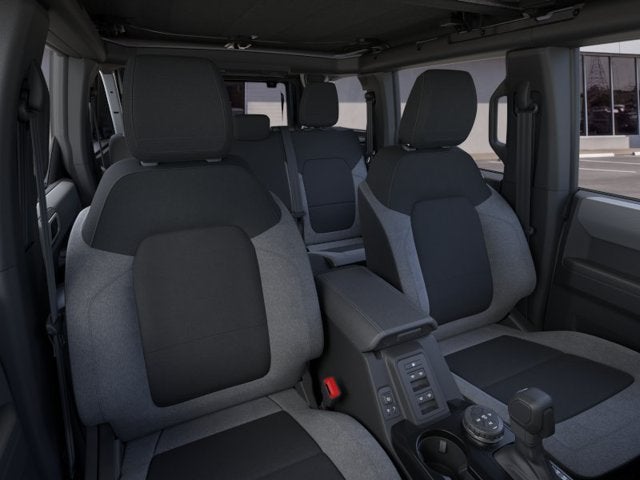2026 Ford Bronco BIG BEND Convertible Slide 8