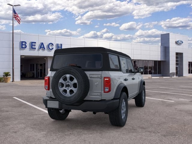 2026 Ford Bronco BIG BEND Convertible Slide 6