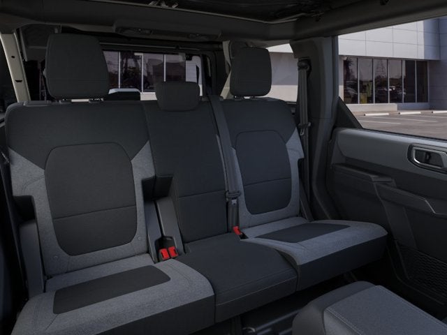 2026 Ford Bronco BIG BEND Convertible Slide 8
