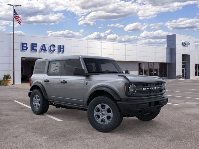 2026 Ford Bronco BIG BEND Convertible Slide 5