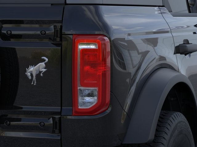 2026 Ford Bronco BIG BEND Convertible Slide 21