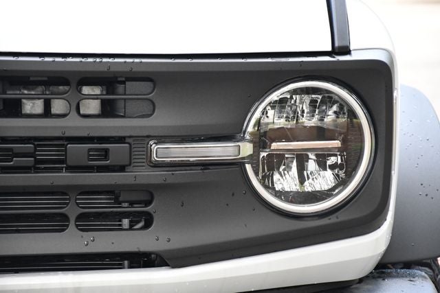 2026 Ford Bronco BIG BEND Convertible Slide 8