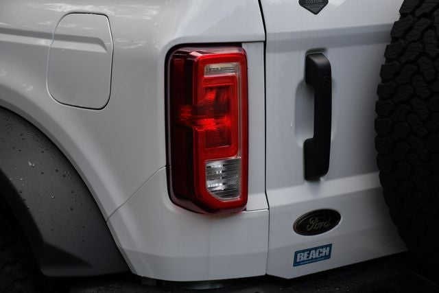 2026 Ford Bronco BIG BEND Convertible Slide 11