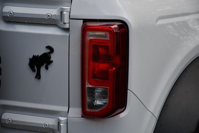 2026 Ford Bronco BIG BEND Convertible Slide 13