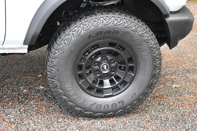 2026 Ford Bronco BIG BEND Convertible Slide 15