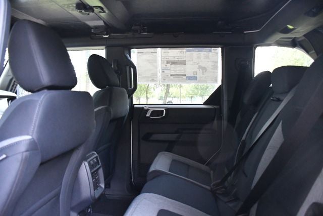 2026 Ford Bronco BIG BEND Convertible Slide 21