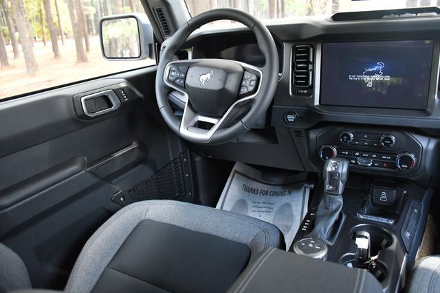 2026 Ford Bronco BIG BEND Convertible Slide 24
