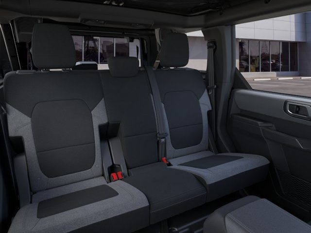 2026 Ford Bronco BIG BEND Convertible Slide 9