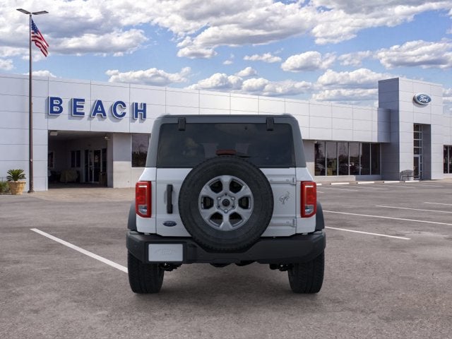 2026 Ford Bronco BIG BEND Convertible Slide 3