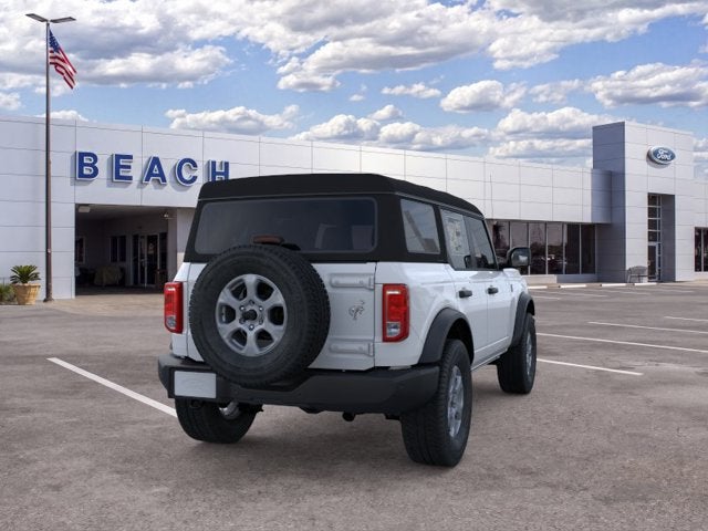 2026 Ford Bronco BIG BEND Convertible Slide 6
