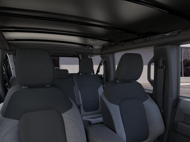 2026 Ford Bronco BIG BEND Convertible Slide 10