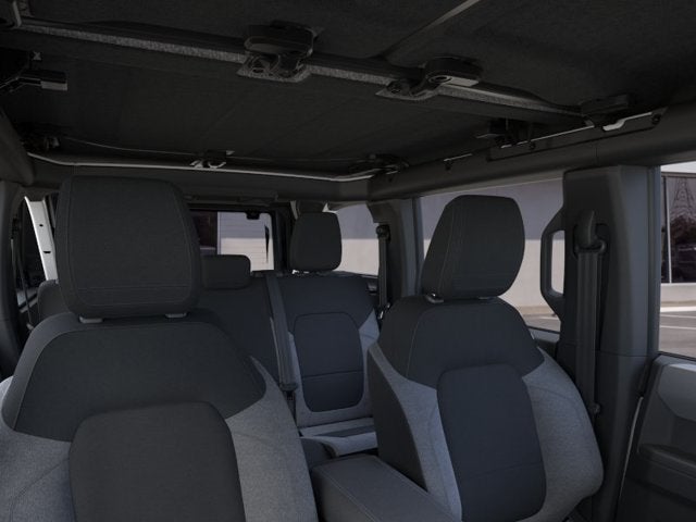 2026 Ford Bronco BIG BEND Convertible Slide 10