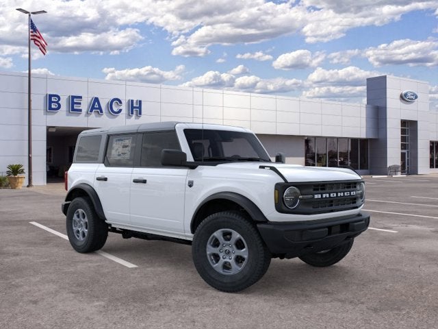 2026 Ford Bronco BIG BEND Convertible Slide 5