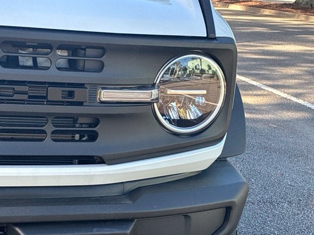 2026 Ford Bronco BIG BEND MATTE BLACK PACKAGE Convertible Slide 8