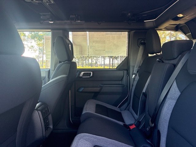 2026 Ford Bronco BIG BEND MATTE BLACK PACKAGE Convertible Slide 22