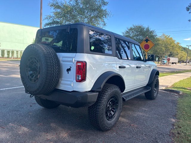 2026 Ford Bronco BIG BEND MATTE BLACK PACKAGE Convertible Slide 1