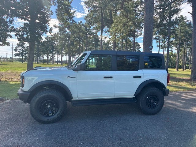 2026 Ford Bronco BIG BEND MATTE BLACK PACKAGE Convertible Slide 4