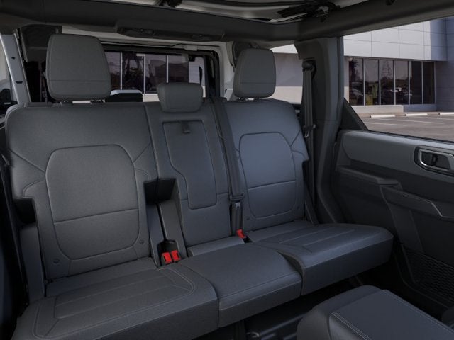 2026 Ford Bronco BIG BEND Convertible Slide 9