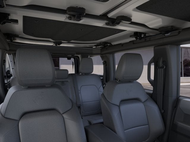 2026 Ford Bronco BIG BEND Convertible Slide 10