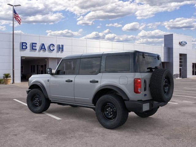 2026 Ford Bronco BIG BEND Convertible Slide 2