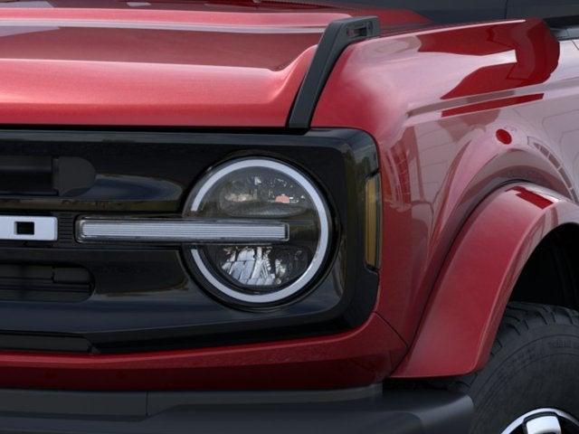 2026 Ford Bronco OUTER BANKS Convertible Slide 18