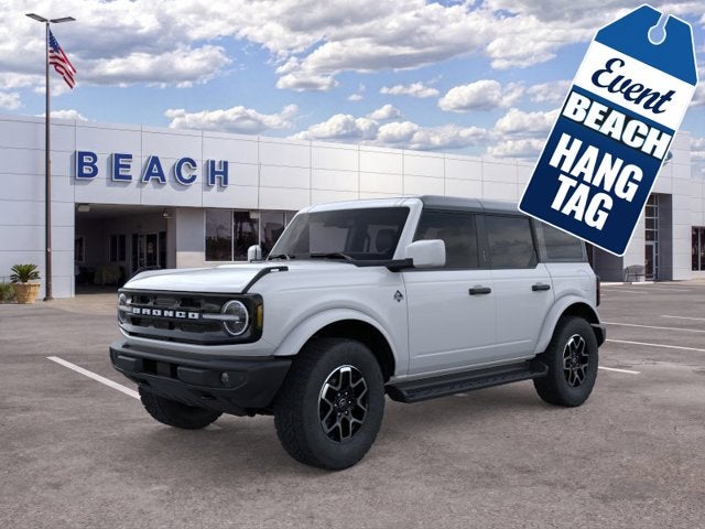 Oxford White 2026 Ford Bronco SUV / Crossover Four-Wheel Drive Automatic