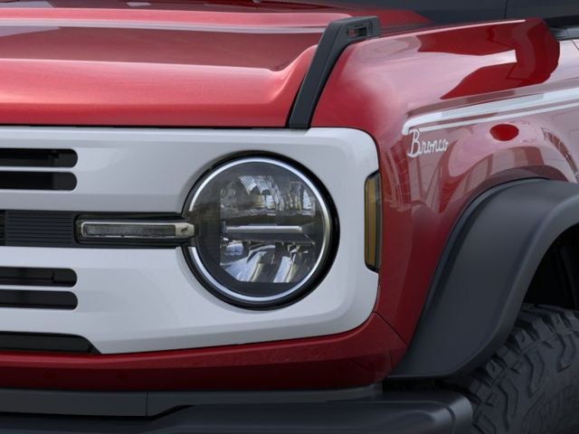 2026 Ford Bronco HERITAGE EDITION Convertible Slide 18