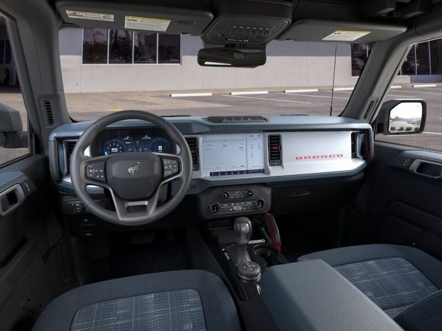 2026 Ford Bronco HERITAGE EDITION Convertible Slide 7