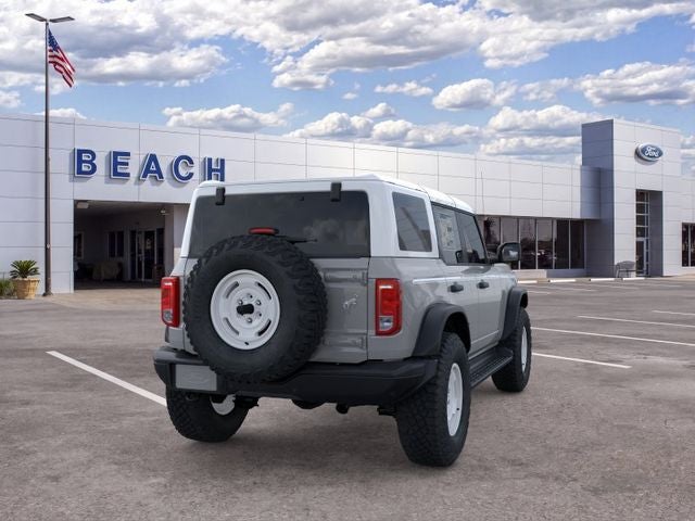 2026 Ford Bronco HERITAGE EDITION Convertible Slide 6