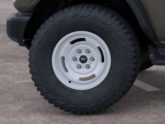 2026 Ford Bronco HERITAGE EDITION Convertible Slide 19
