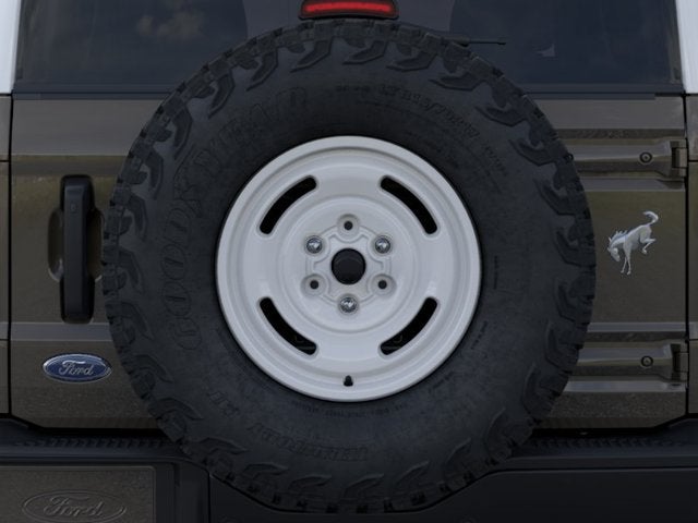 2026 Ford Bronco HERITAGE EDITION Convertible Slide 22