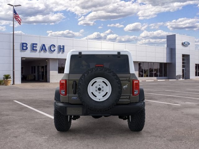 2026 Ford Bronco HERITAGE EDITION Convertible Slide 3