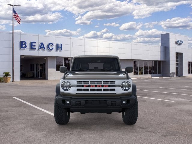2026 Ford Bronco HERITAGE EDITION Convertible Slide 4