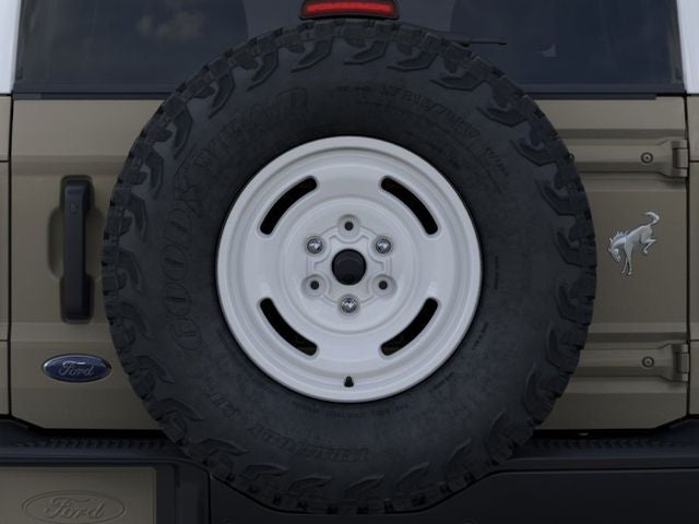 2026 Ford Bronco HERITAGE EDITION Convertible Slide 22