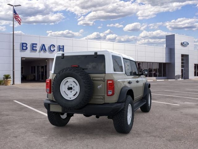 2026 Ford Bronco HERITAGE EDITION Convertible Slide 6