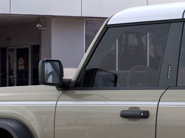 2026 Ford Bronco HERITAGE EDITION Convertible Slide 20