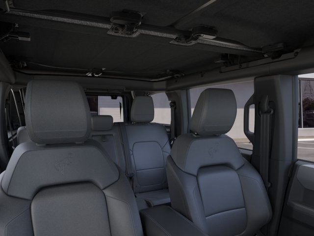 2026 Ford Bronco BIG BEND Convertible Slide 10
