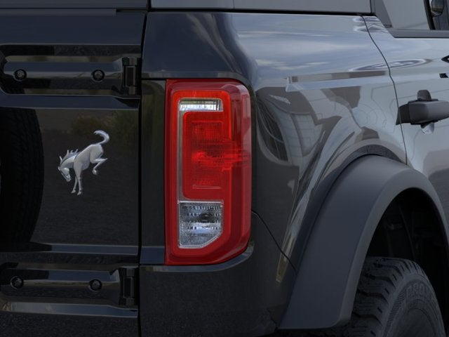 2026 Ford Bronco BIG BEND Convertible Slide 21