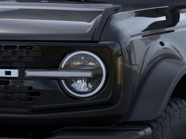 2026 Ford Bronco BADLANDS Convertible Slide 18
