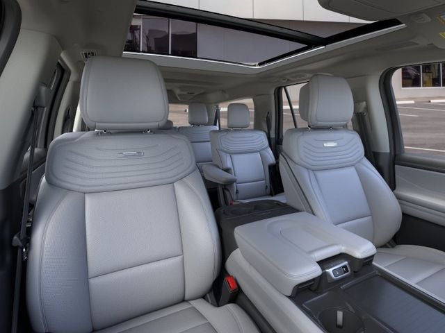 2026 Ford Expedition Max PLATINUM SUV Slide 8