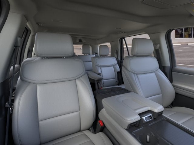 2026 Ford Expedition ACTIVE SUV Slide 8