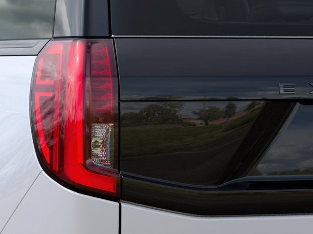 2027 Ford Expedition PLATINUM SUV Slide 19