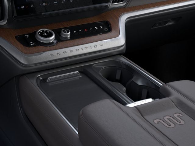 2026 Ford Expedition KING RANCH SUV Slide 13