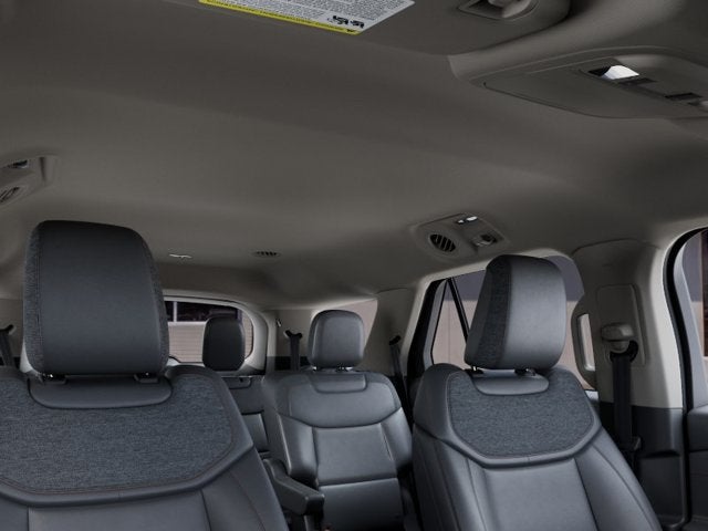2027 Ford Explorer ACTIVE SUV Slide 20
